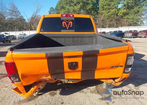 2015 Ram 1500 Sport из США, поврежденный, VIN 1C6RR7MT1FS685432